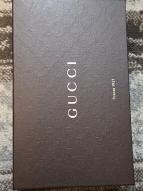 Gucci Brown Gift Box With Brown Gold Gucci logo Ribbon